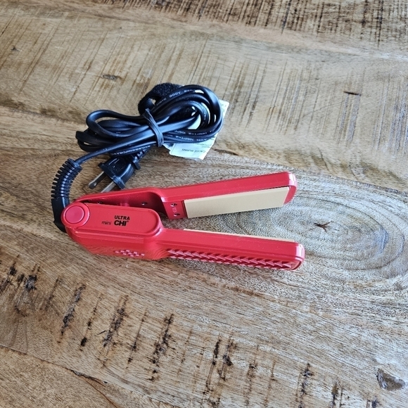 CHI Mini Tourmaline Ceramic Straightener Flat Iron Red - Picture 1 of 4